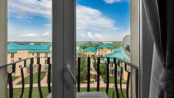Family Apartment, Accessible | Garden view