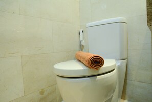 Bathroom - Exclusive Studio at Menteng Park Apartment (Jakarta)