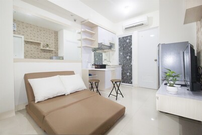 Apartment Green Pramuka City