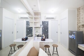 Zimmer | Wohnbereich | Fernseher