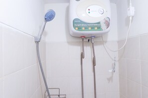 Habitación | Regadera en el baño