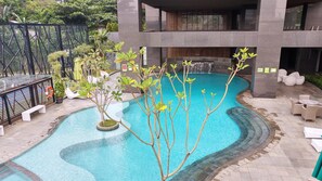 Kolam renang outdoor