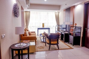 Interior - Cozy Pool View Kemang Village Residence Apartment with Direct Access to Mall (Jakarta)