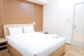 1 bedroom, desk, free WiFi, bed sheets - Casa Grande Apartment with Sofabed Connected to Kota Kasablanka (Jakarta)