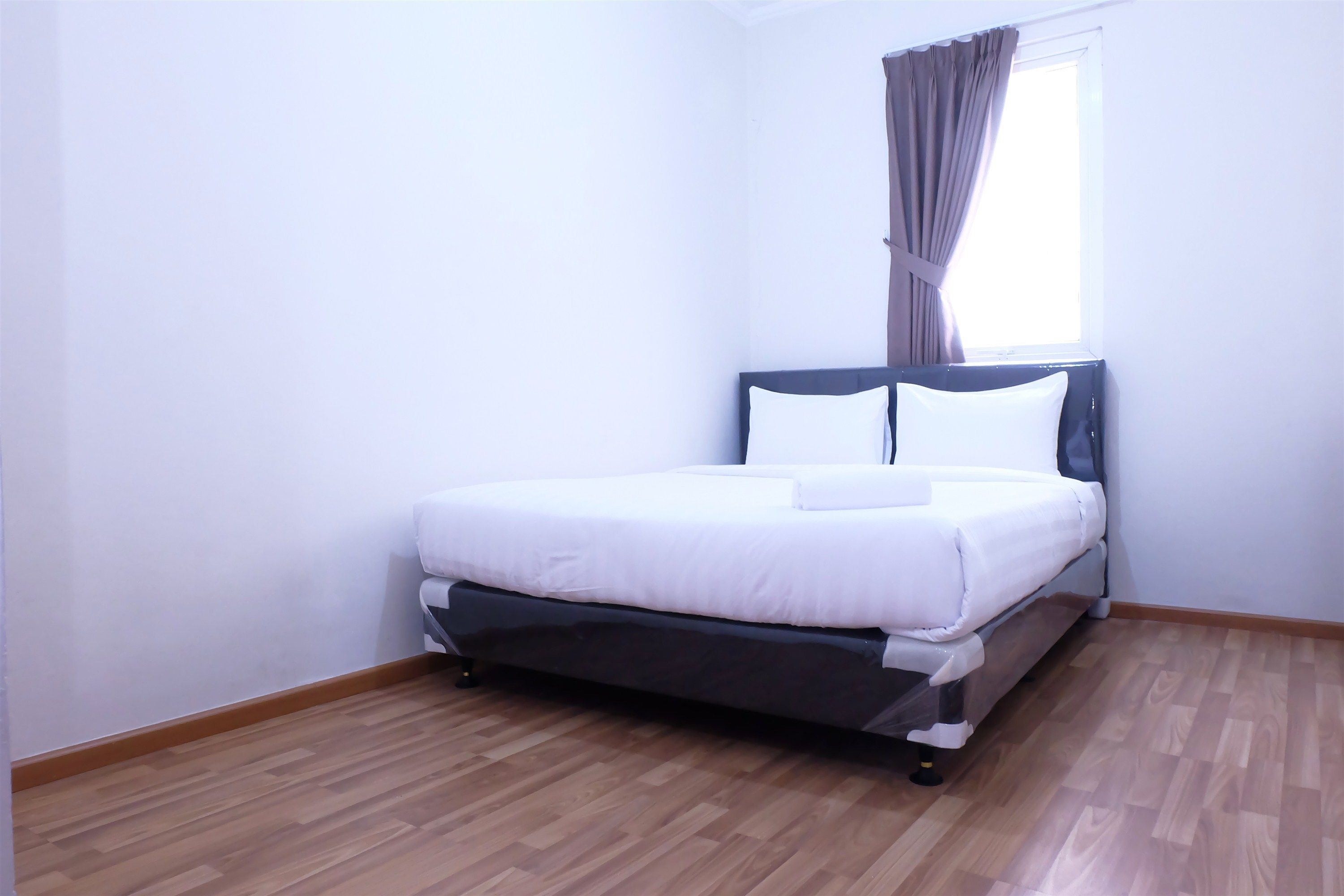 Room | 2 bedrooms, desk, free WiFi, bed sheets