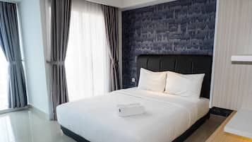 Room | 1 bedroom, desk, free WiFi, bed sheets