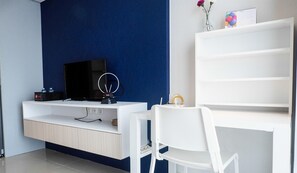 Room | Room amenity - Studio Modern Tamansari The Hive Cawang (Jakarta)