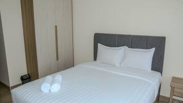 Room | 1 bedroom, desk, free WiFi, bed sheets