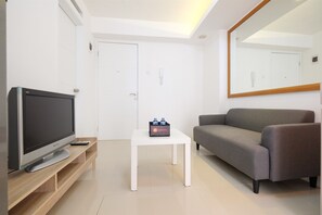 Zimmer | Wohnzimmer | Fernseher