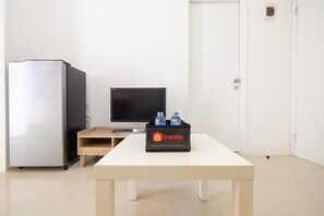 Room | Living area | TV