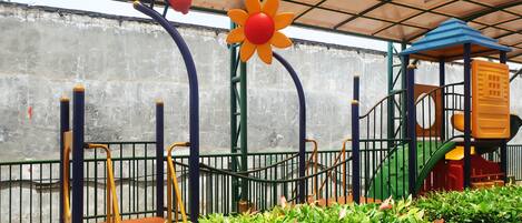 Children's play area - outdoor