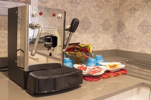 Shared fridge, microwave - Giardino 34 (Forlì)