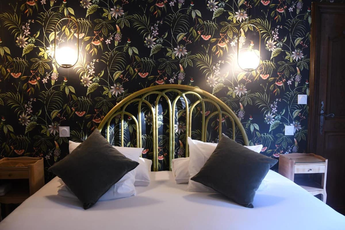 individually decorated, individually furnished, desk, blackout curtains