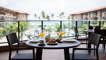 Petit déjeuner buffet compris tous les jours