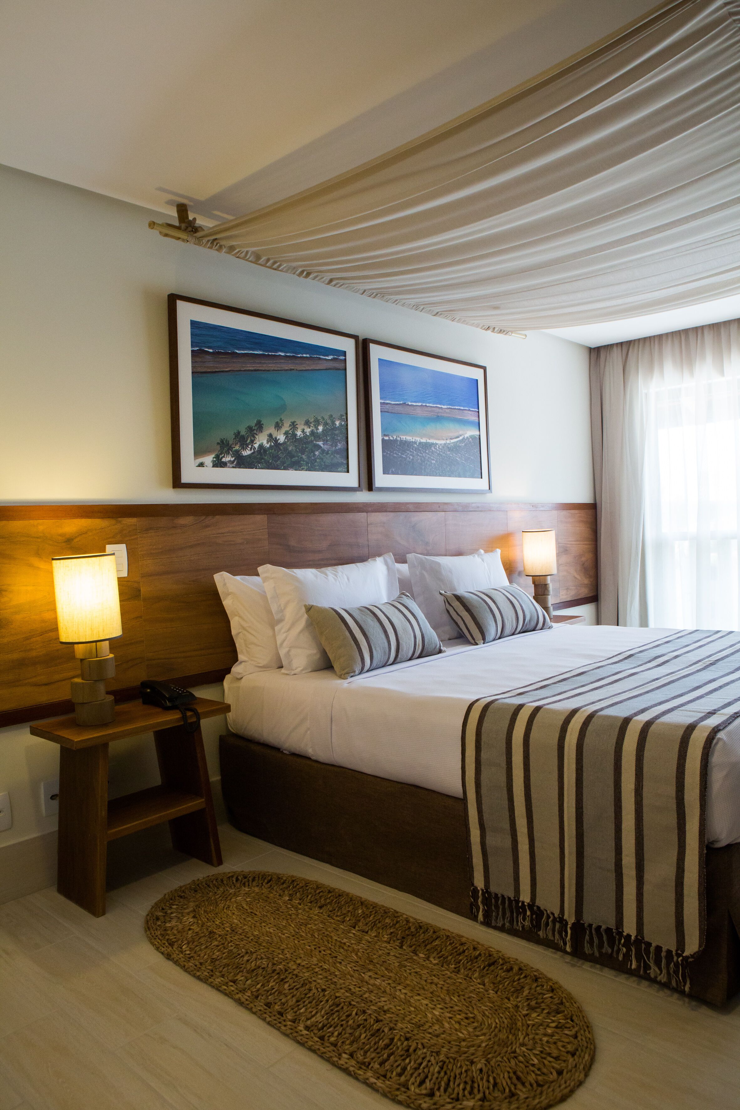 hypo-allergenic bedding, in-room safe, individually decorated