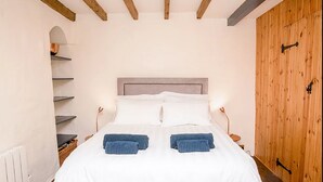 Bridge View Cottage | WiFi (free), bed sheets - Bridge View Cottage (Richmond)
