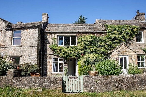 Exterior - Bridge View Cottage (Richmond)