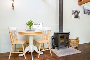 村舍, 1 张双人床, 无烟房 | 客厅 | 平板电视