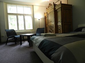 Family Quadruple Room, Multiple Beds, Private Bathroom