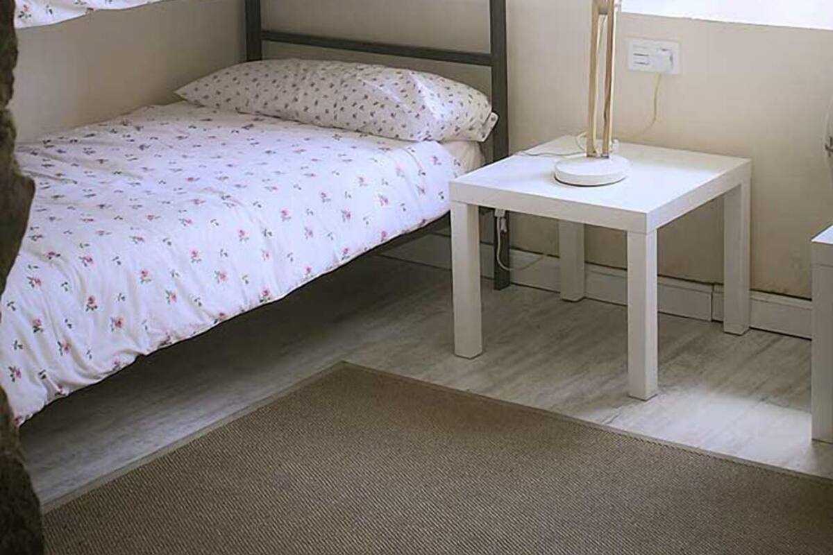 Shared Dormitory, Mixed Dorm (1 bed in a 4-Bed Dormitory Room)