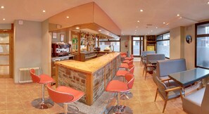 Lobby lounge - Hotel Guineu (Pas de la Casa)