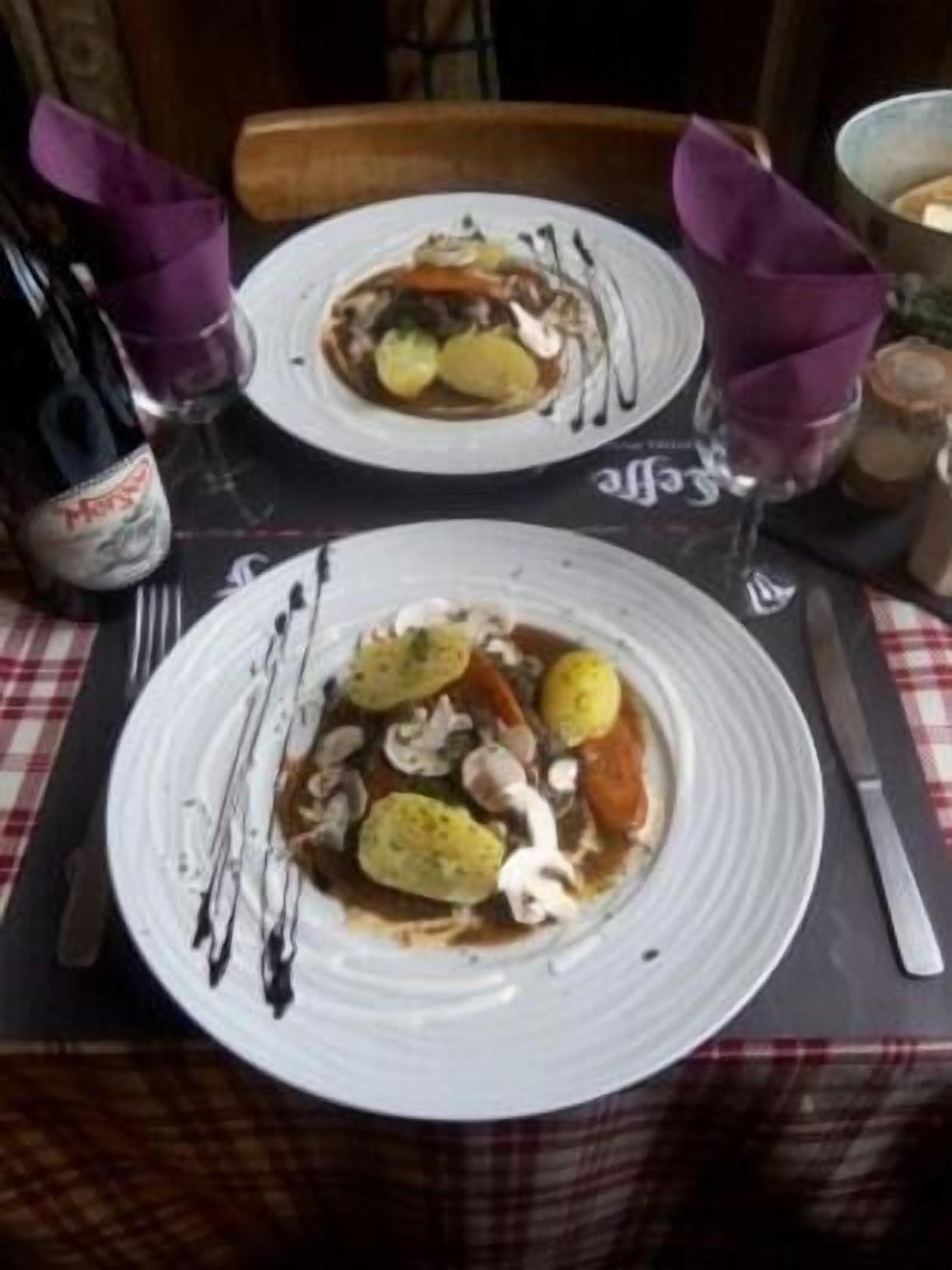 lunch and dinner served