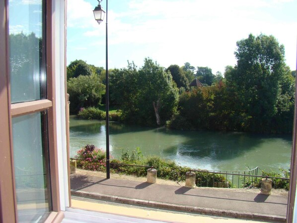 Property grounds - Hôtel à la Belle Dame (Nogent-sur-Seine)