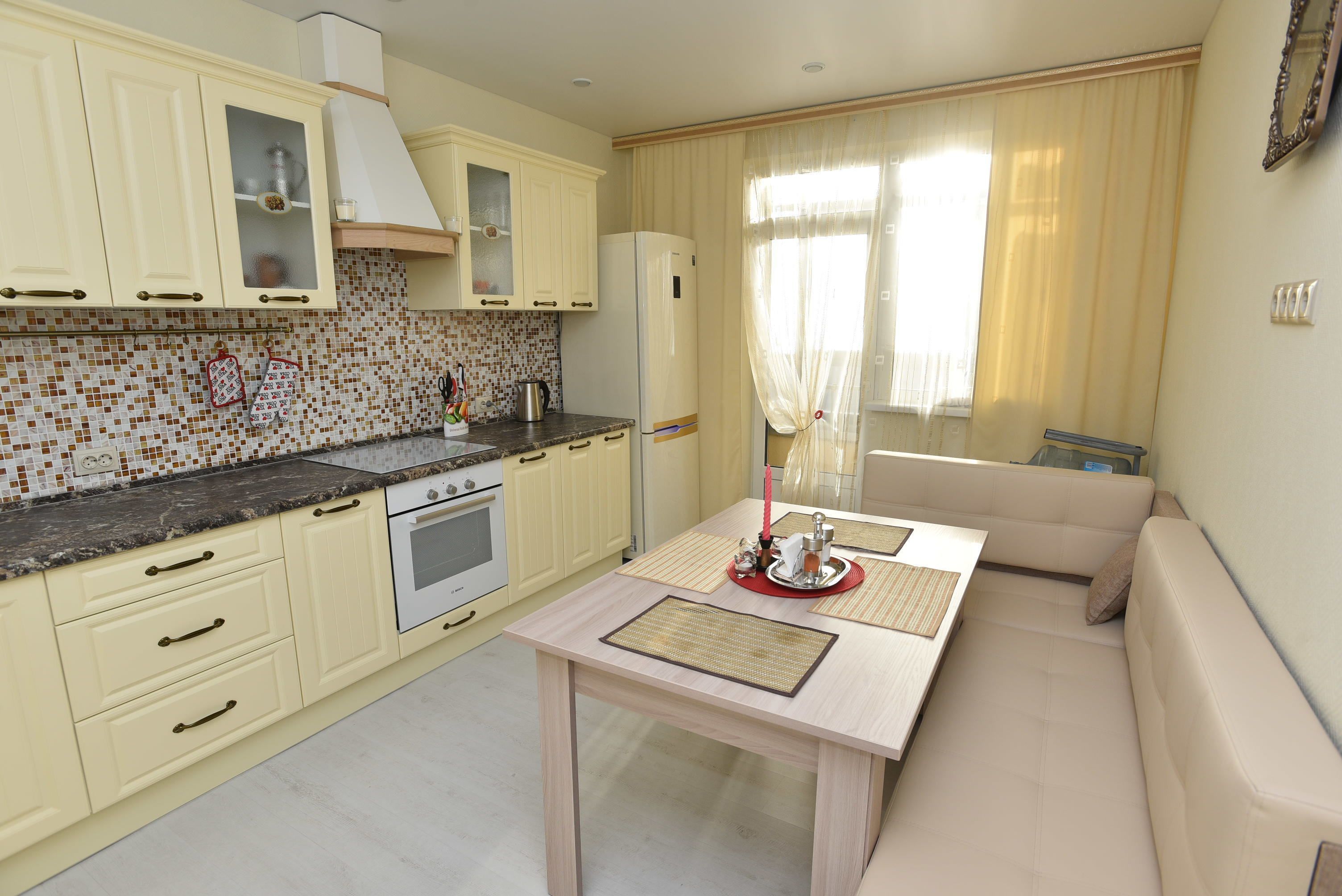 Superior-Apartment, Nichtraucher (Shchorsa 54A) | Eigene Küche | Großer Kühlschrank, Mikrowelle, Herdplatte