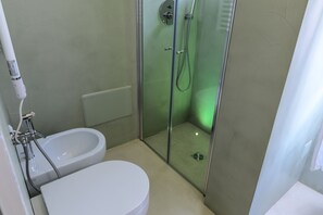 Dusj på badet