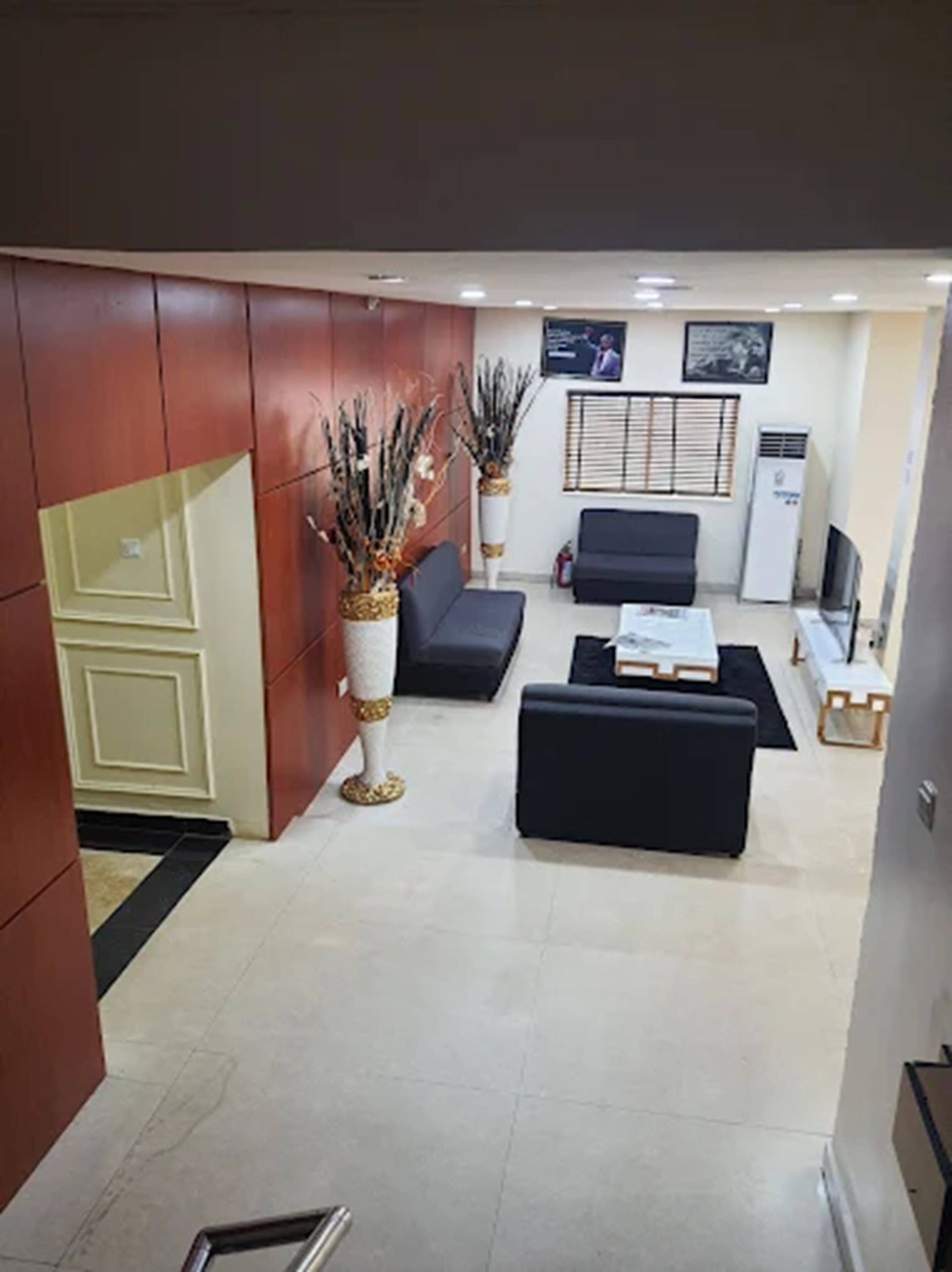 Lobby sitting area