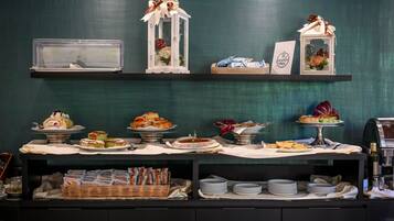 Colazione a buffet a pagamento, servita tutte le mattine