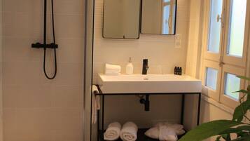 Double Room (Jehan Dunois) | Bathroom amenities