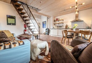 Apartment (Miranda)