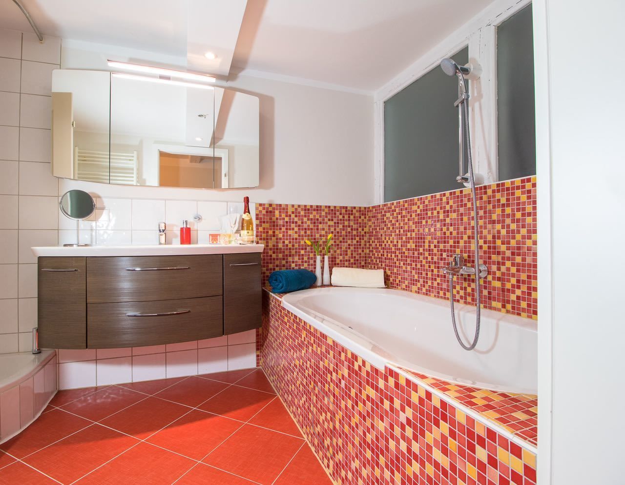 House, 2 Bedrooms | Bilik Mandi | Tab mandi dan pancuran berasingan, tab mandi rendaman dalam 