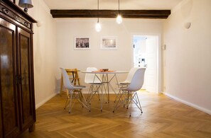 House, 2 Bedrooms | In-room dining - Domizil Naumburg (Naumburg)