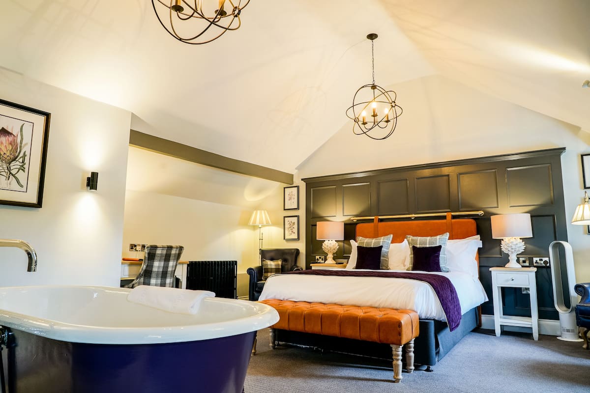 Junior Suite | 1 Schlafzimmer, hochwertige Bettwaren, Pillowtop-Betten