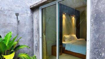 Standard Double Room | Terrace/patio