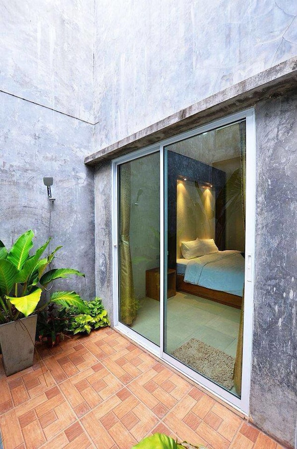 Standard Double Room | Terrace/patio