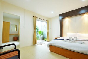 Deluxe Double Room | Blackout curtains, rollaway beds, free WiFi, bed sheets - Aoontawan Resort Songkhla (Songkhla)