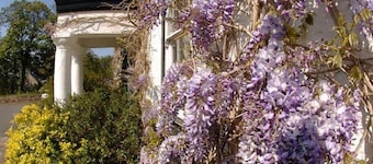 Cuffern Manor