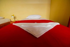 Wifi gratis y ropa de cama