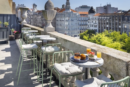 Rooftop terrace