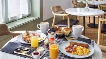 Daily buffet breakfast (EUR 15 per person)