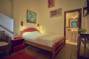 Standard-Doppelzimmer, Nichtraucher | Hochwertige Bettwaren, Daunenbettdecken, Zimmersafe, kostenloses WLAN