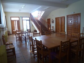 Classic House, 6 Bedrooms | Meeting facility