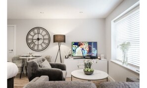 Executive Apartment, 1 Double Bed, Non Smoking | Living area | Smart TV, iPad, Netflix - Tailored Stays - Victoria Road (Cambridge)
