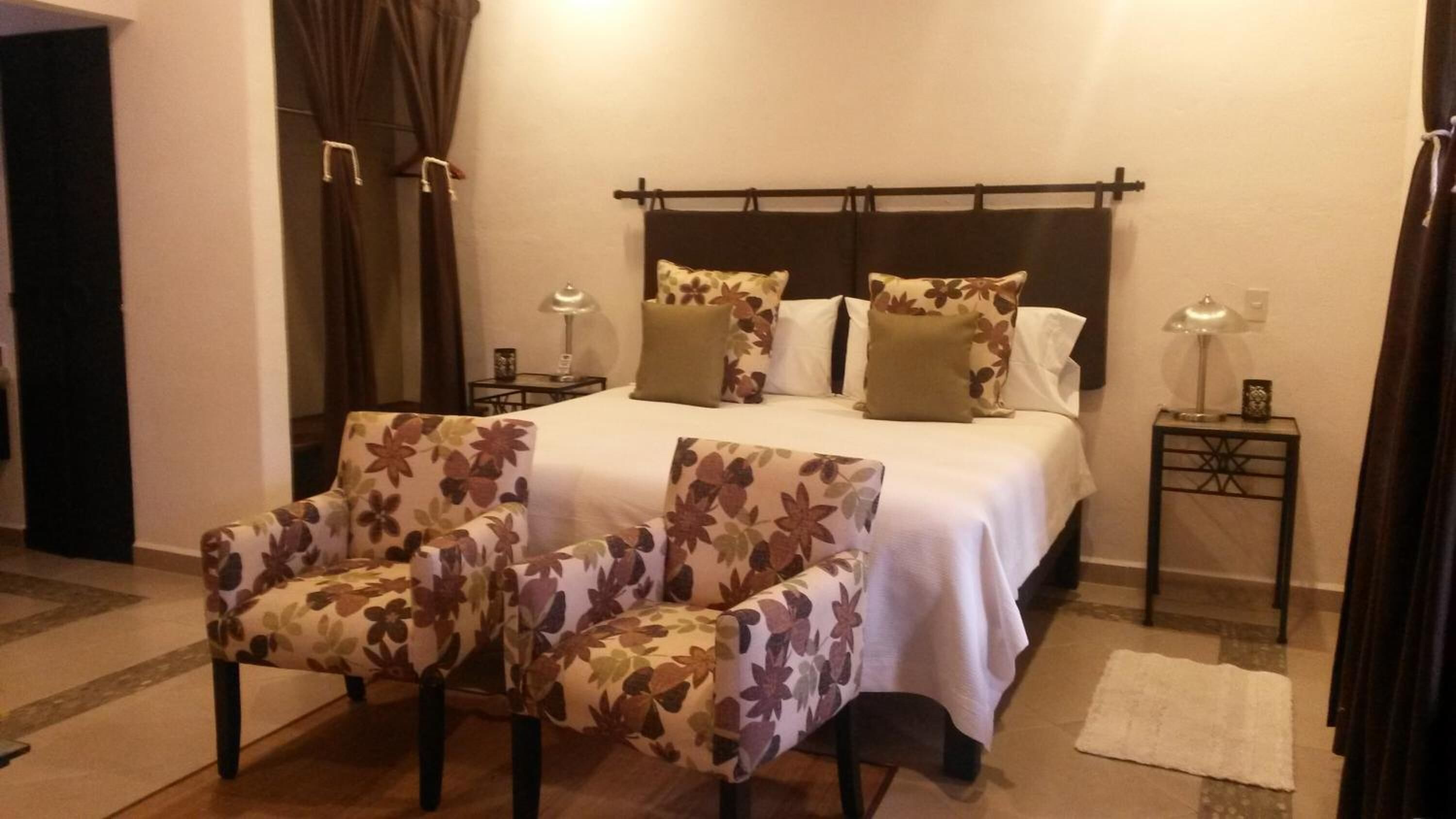 premium bedding, blackout curtains, free wifi, bed sheets