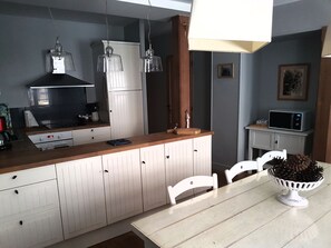 Comfort-pientalo | Ruokailu omassa huoneessa