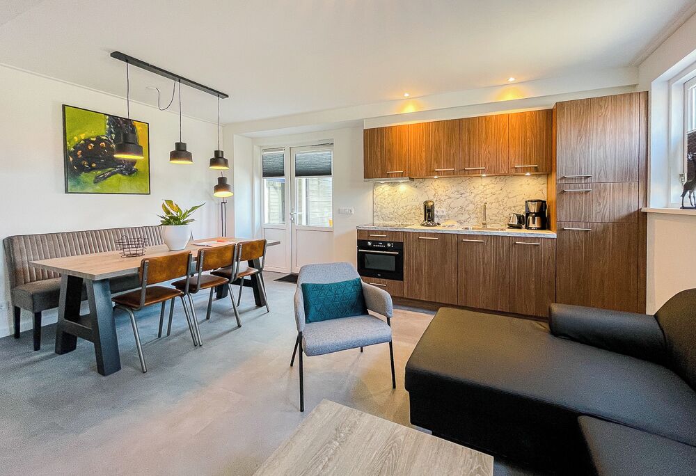 Familie appartement ( Koningspage ) | In-room safe, iron/ironing board, cribs/infant beds, free WiFi