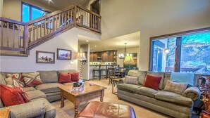 Townhouse – exclusive, 4 soverom, ikke-røyk | Oppholdsrom